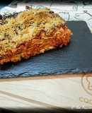 Lasagne di pane carasau con ragù di pollo e crescenza di capra