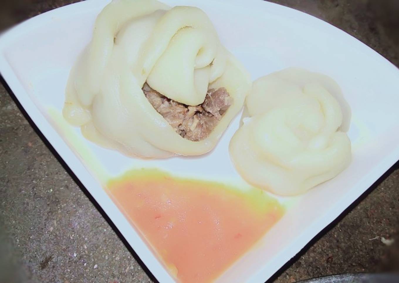 Rose style chinese mince dumpling