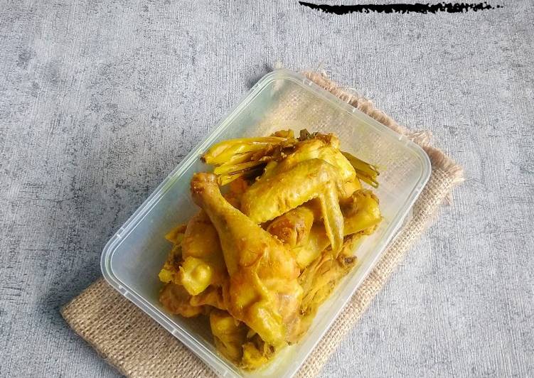 Resep @MANTAP Ayam Ungkep (Bumbu Kuning) ide masakan sehari hari