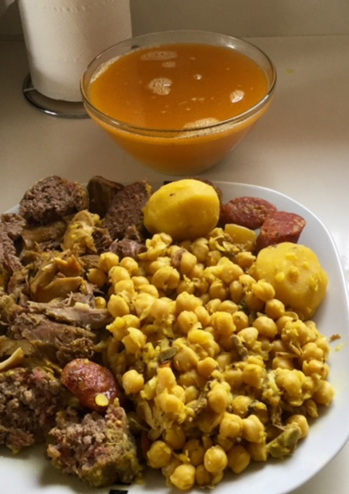 Una foto de Cocido
