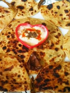 पोटैटो पनीर पराठा (Potato Paneer Paratha recipe in hindi) रेसिपी मुख्य फोटो