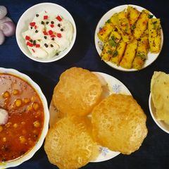 A picture of Gujarati lunch.