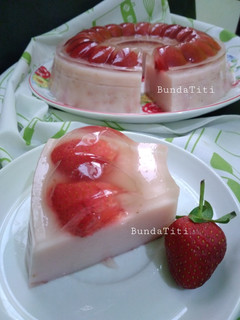 Foto resep 673.Puding Strawberry