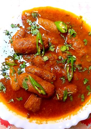 A picture of Gola kabab salan.