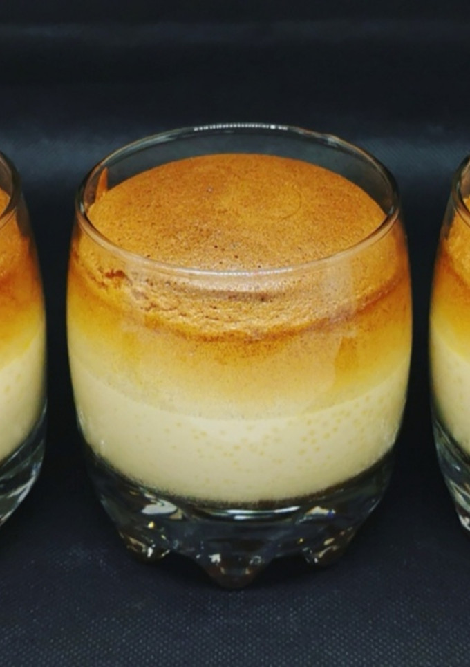 Una foto de Flan Japonés