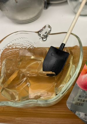 晶瑩剔透水蜜桃果凍 的食譜成品照片