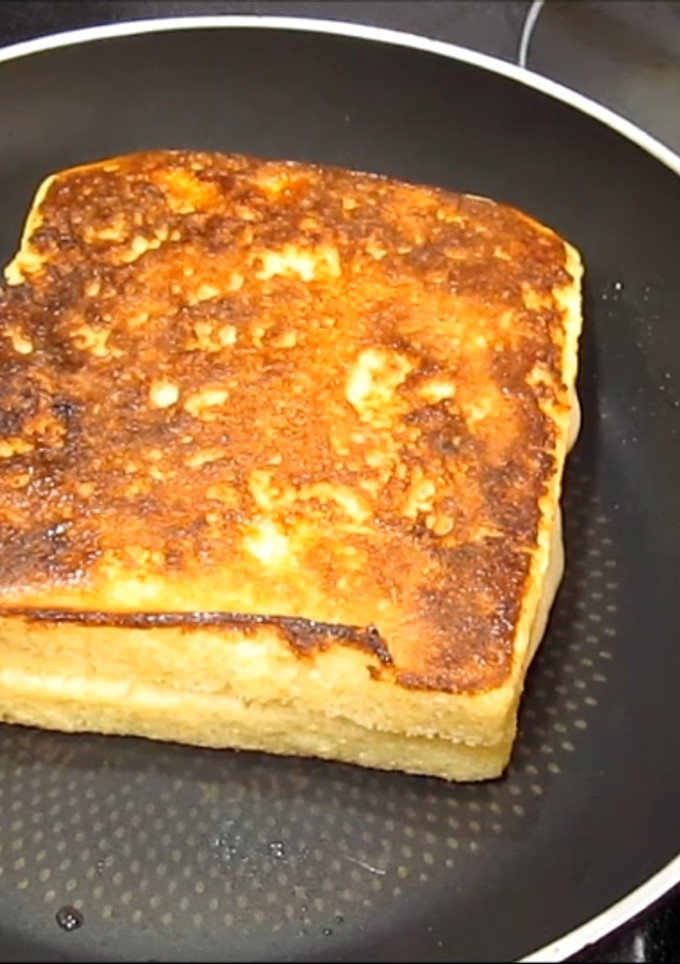 Una foto de Pan Francés con jamón y queso
