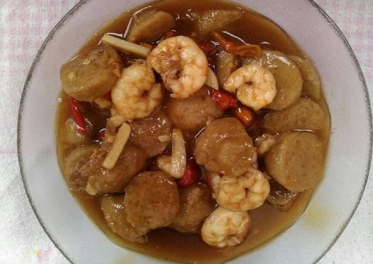 Udang bakso kuah terasi