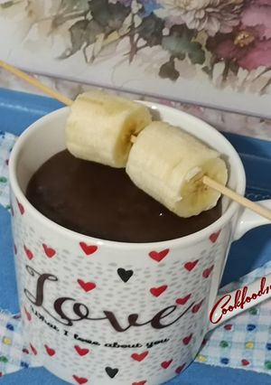 عکسی از دستور شکلات داغ کاراملی با موز 🍫🍌