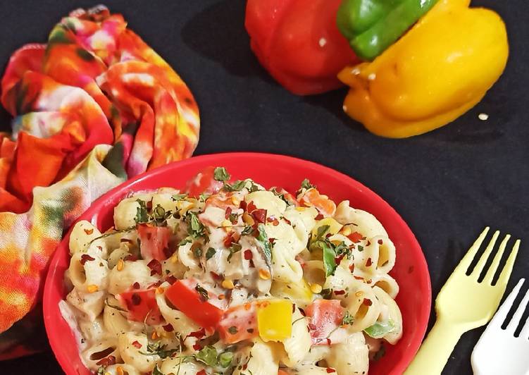 Steps to Make Ultimate Macaroni in Mushroom and bell pepper sauce