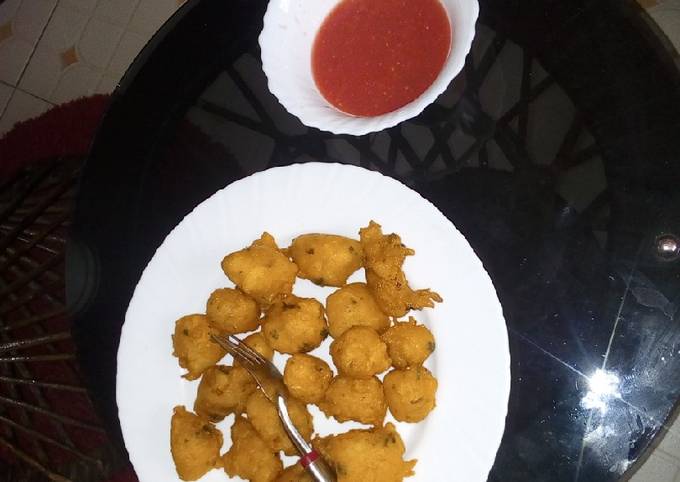 Simple Way to Make Delicious Mashed potato bhajia