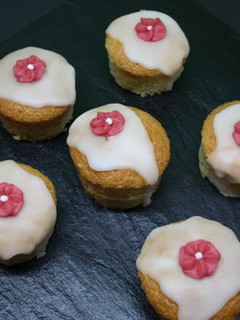 Una foto de Bizcochitos de Horchata glaseados receta en Thermomix