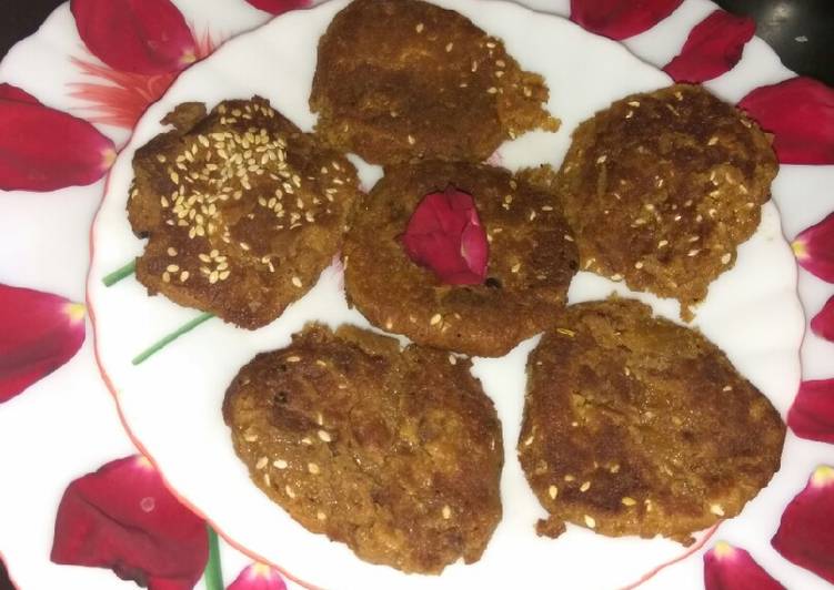 Recipe of Perfect Arisha pitha (less oil)