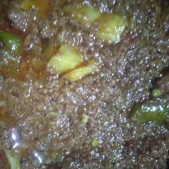 A picture of Qeema Aloo.
