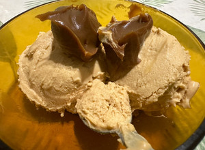 Una foto de Helado de dulce de leche