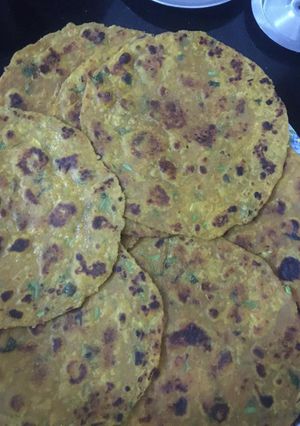 ભાત ના થેપલા (Rice Thepla Recipe In Gujarati) રેસીપી મુખ્ય ફોટો