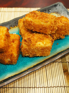 A picture of Panko Crispy Fried Tofu w/ Salt and Pepper Powder.