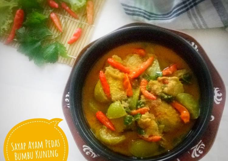 Sayap Ayam Pedas Bumbu Kuning