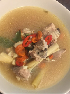 A picture of Pork ribs lemongrass soup.