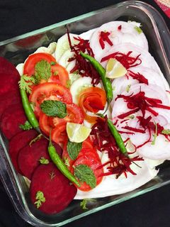 मिक्स सलाद (mix salad recipe in Hindi) रेसिपी मुख्य फोटो