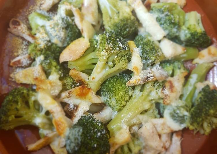 Brócoli con pollo al curry y queso Receta de Salma Cookpad