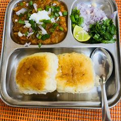 A picture of Butter Pav Bhaji.