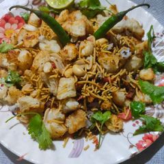 A picture of Bread bhel.
