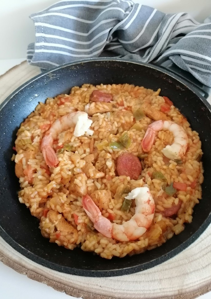 Una foto de Jambalaya criollo (Paella de Luisiana)
