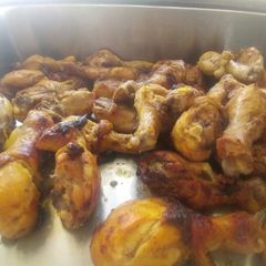 A picture of Marinated oven baked drumsticks.