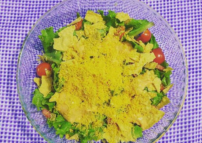 How to Make Any-night-of-the-week Salad Ala Nachos