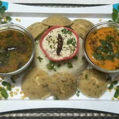 A picture of South Indian meal.