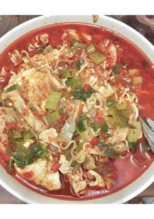 Foto resep Indomie kari ayam pedas ala UtyKirana