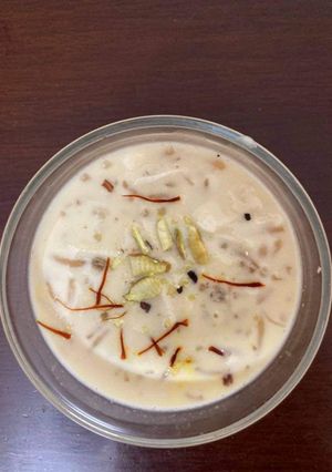 सेवइयां पुडिंग (seviyan pudding recipe in Hindi) रेसिपी मुख्य फोटो
