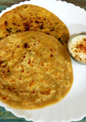 A picture of Raw banana and ajwain paratha.