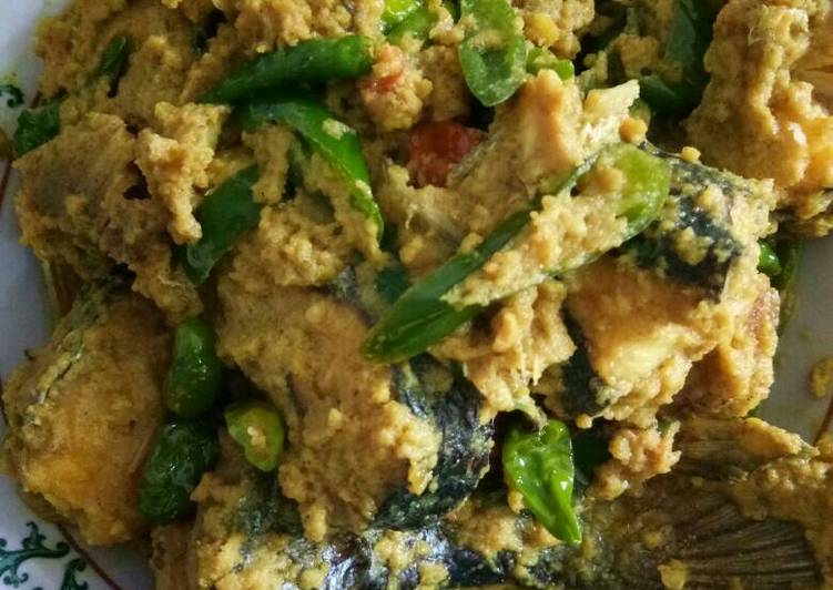 Bumbu Acar cabe ijo ikan utik(jambal)π
