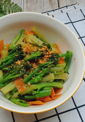 Hình của món Bông cải xào cà rốt.