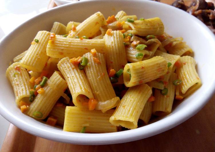 Stir fried rigatoni