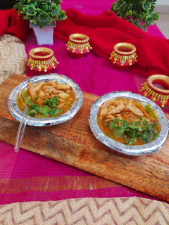 बनारसी टमाटर चाट(BANARSI TAMATAR CHAAT RECIPE IN HINDI) रेसिपी मुख्य फोटो