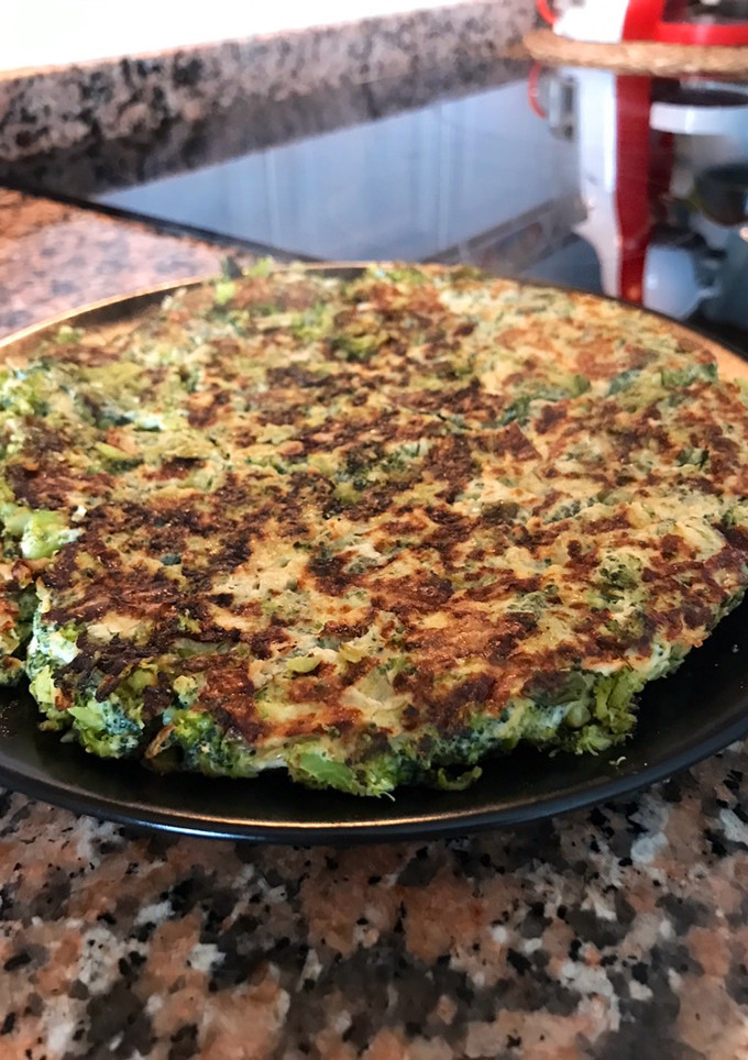 Una foto de Tortilla de brócoli