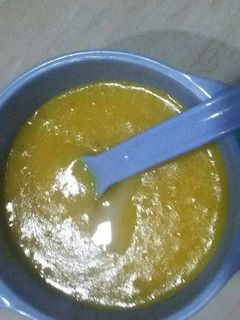 Foto resep Mpasi 7+, bubur wortel daun kol ayam suwir😆