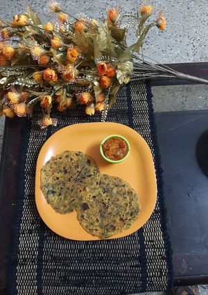 मेथी के पराठे (Methi ke Parathe recipe in Hindi) रेसिपी मुख्य फोटो