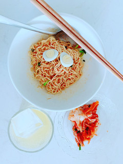 Hình của món Kimchi cải thảo bằng cơm nguội.