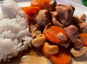Une photo de Poulet thaï aux noix de cajou au cookeo