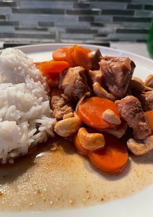 Une photo de Poulet thaï aux noix de cajou au cookeo