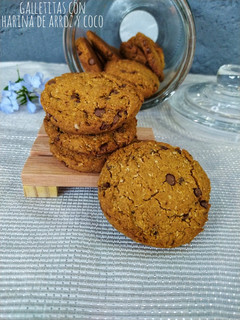 Una foto de Galletitas con harina de arroz y coco