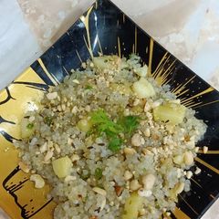 Sabudana peanut Pulav A picture of Sabudana peanut Pulav.