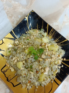 A picture of Sabudana peanut Pulav.