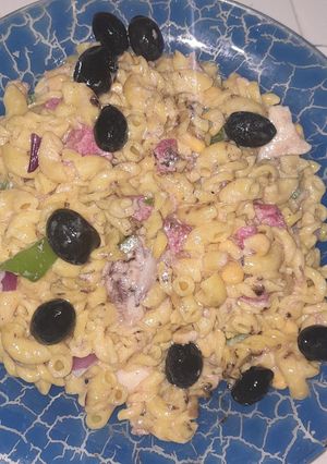 صورة لوصفة ألذ سلطة صيفية🥗بتونةوالمكرونة