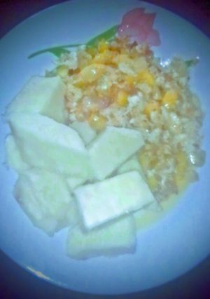 A picture of Title:yam and cucumber egg sauce.