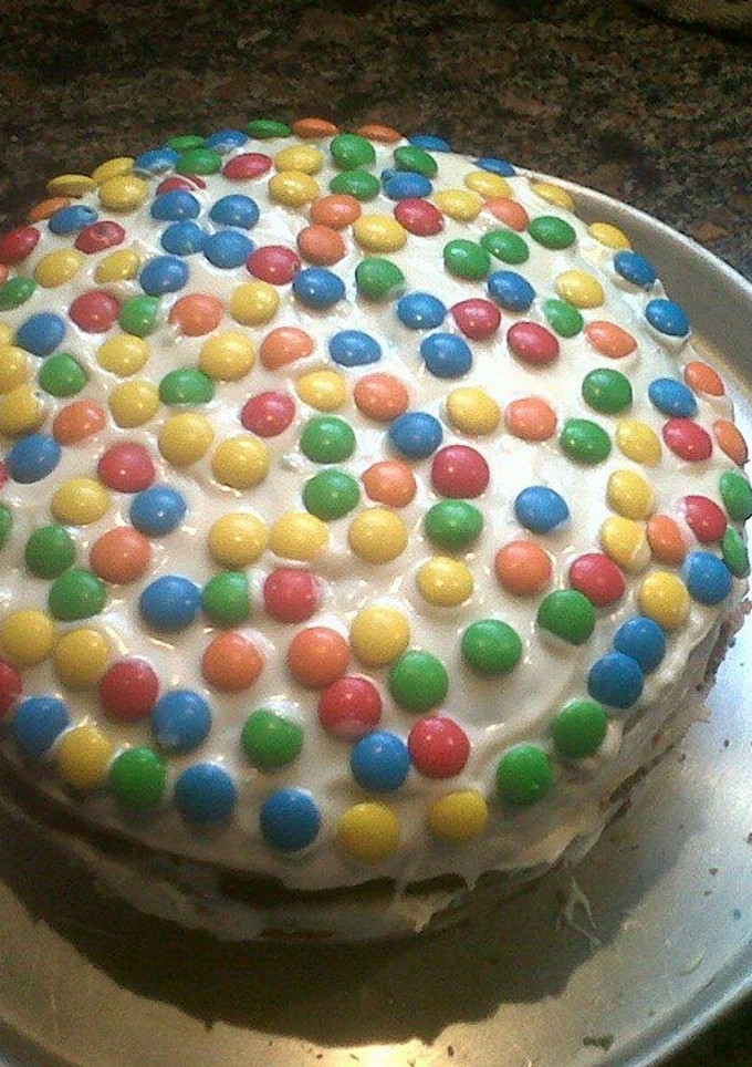 Una foto de Torta de golosinas idea para un cumple